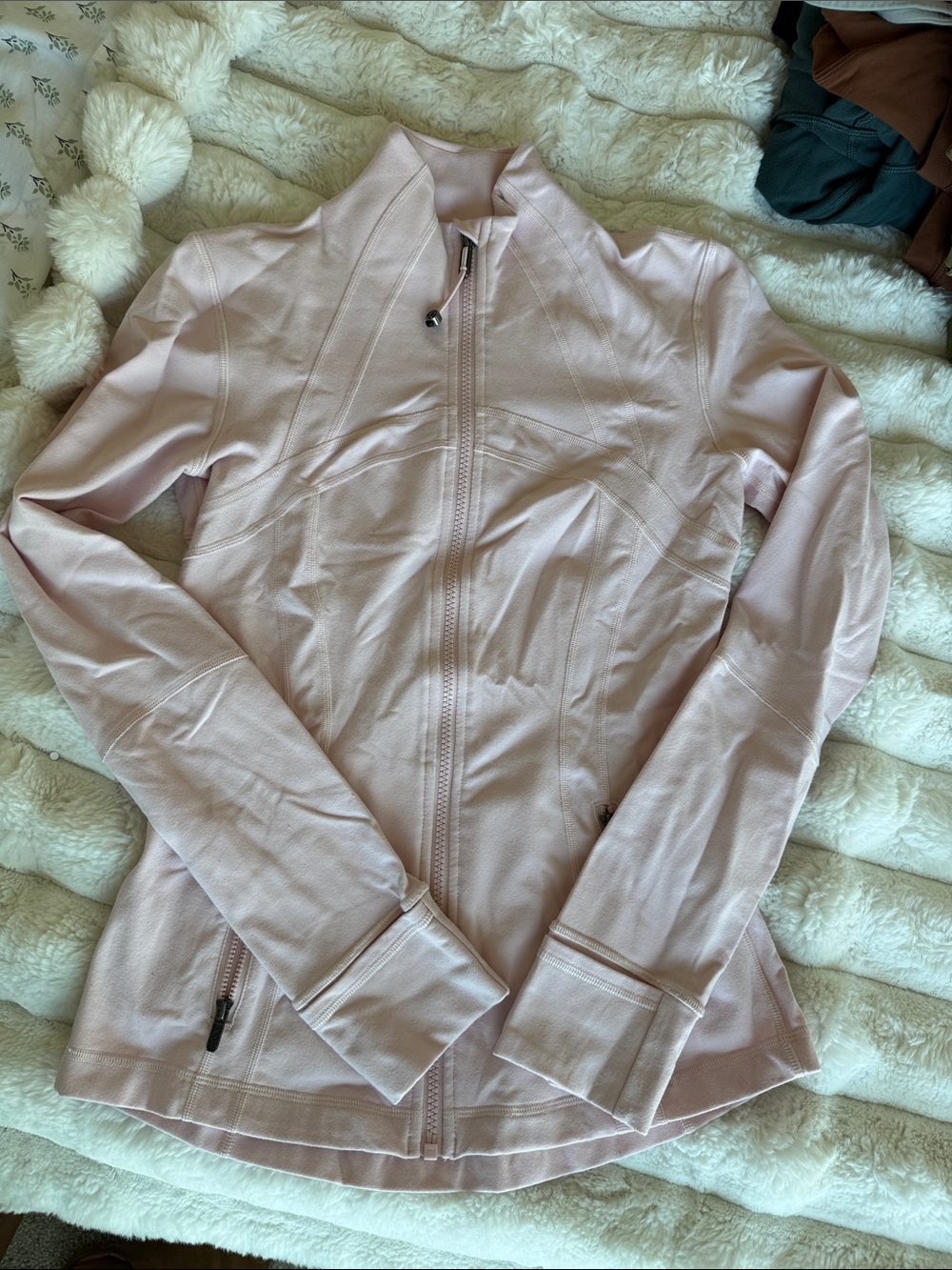 Define Women's Jacket in Pink